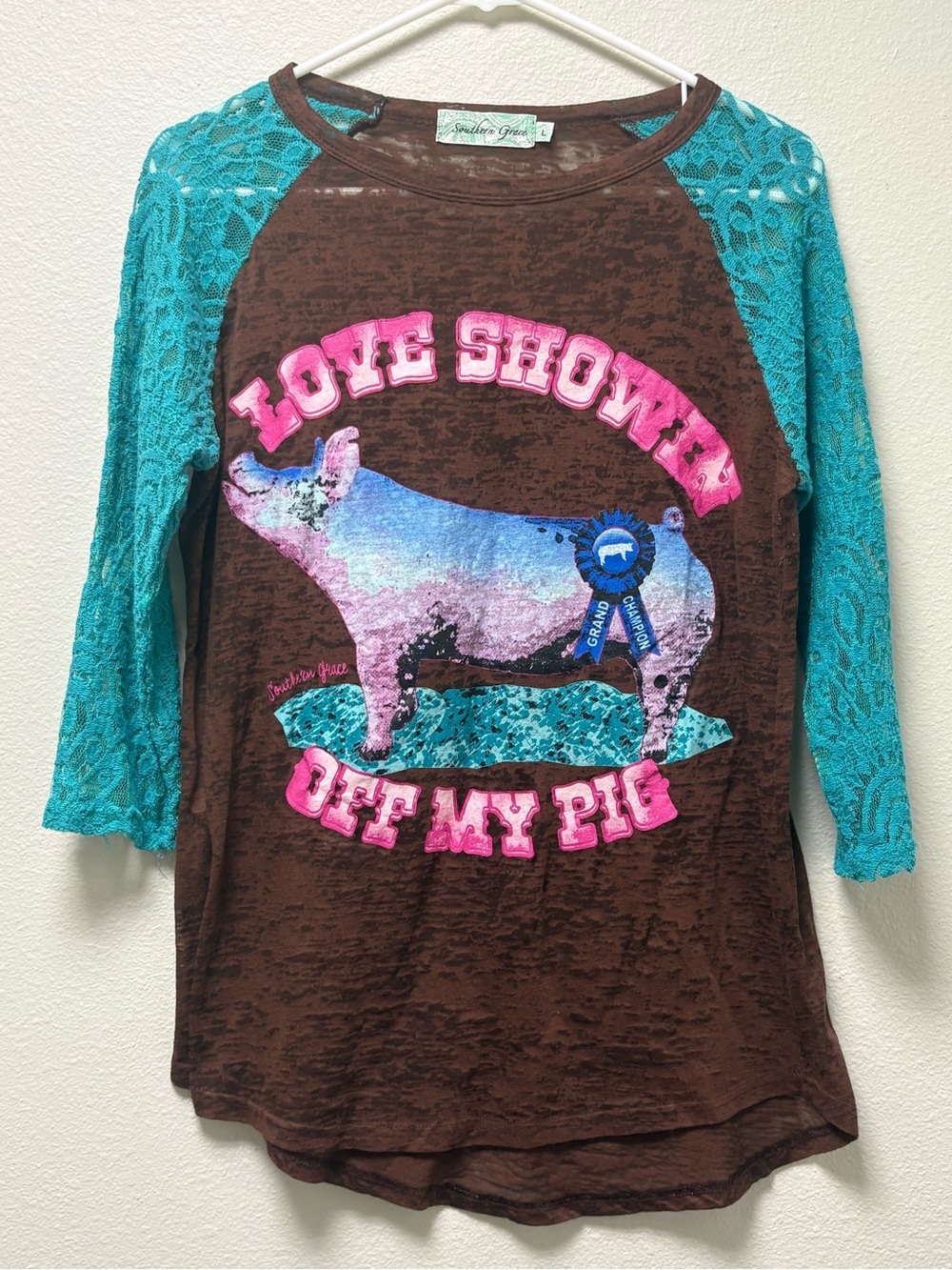 Southern Grace Women L Brown Pullover T-Shirt Lace Sleeves 3/4 Show Pig Graphic
